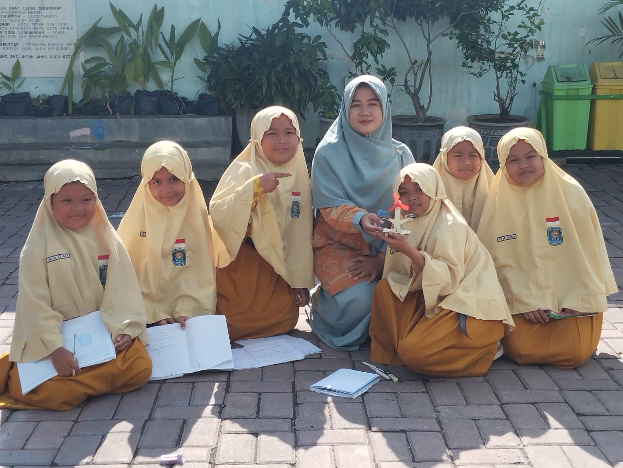 Inovasi Pembelajaran IPAS Kelas 3 SD Muhammadiyah 2: Kenali Energi Ramah Lingkungan Sejak Dini